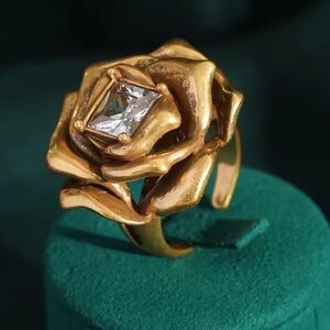 Antique Rose Brass Fine Craftsmanship Crystal Ring
